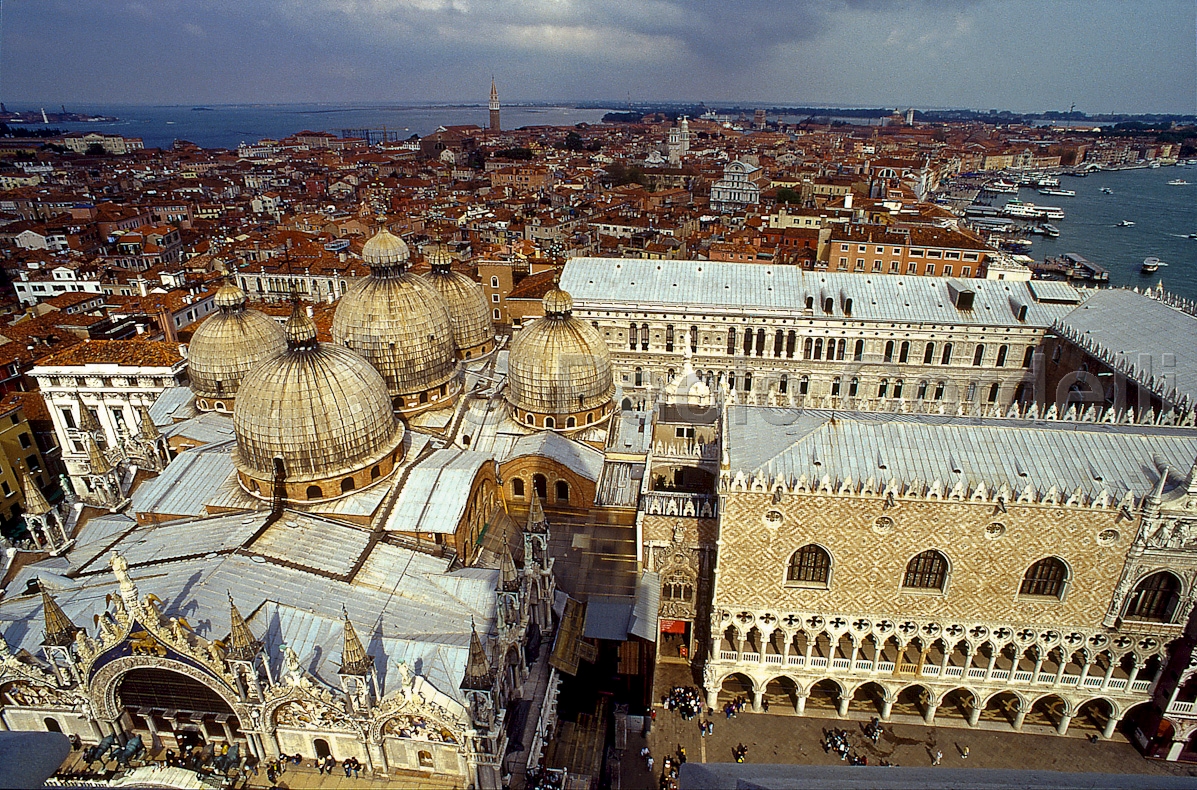 St Mark's Church and Palazzo Ducale, Venice, Veneto, Italy
(cod:Venice 07)